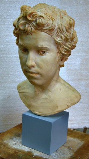 Escultura de un chico